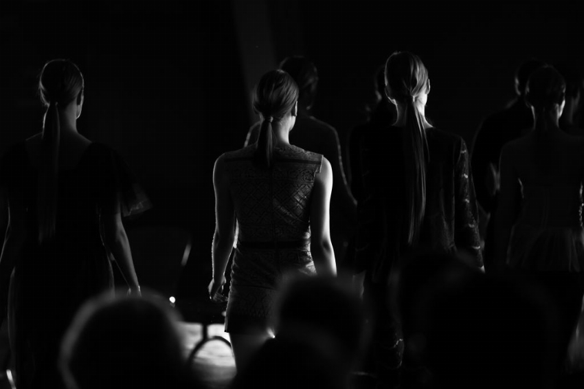 Discount code for 1nventory Outlet Multi-brand Online Sample Sale U S at Chicmi