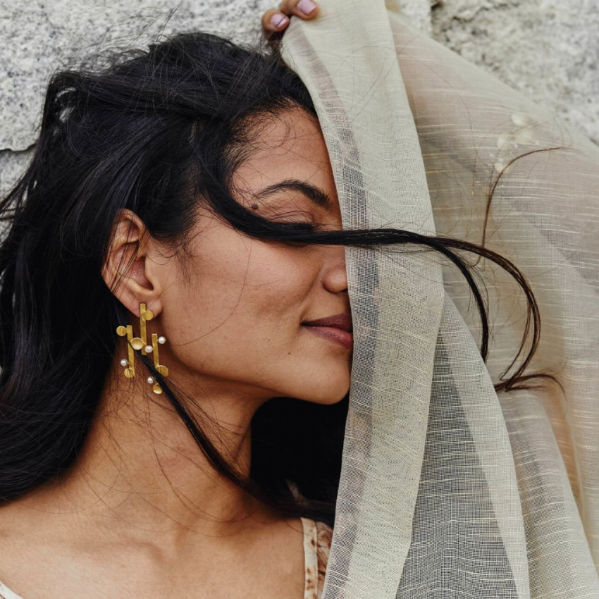 Discount code for Dhwani Bansal Online Sample Sale U S at Chicmi